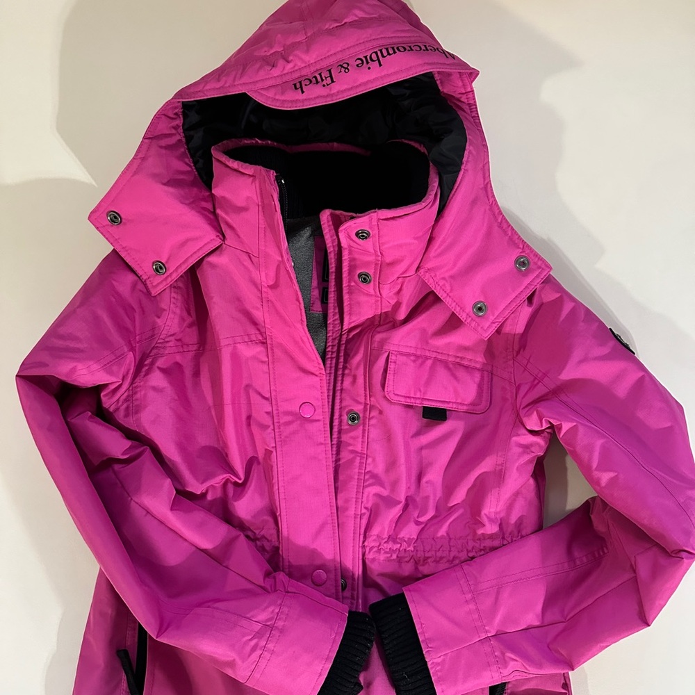 Pink waterproof jacket - Picture 5 of 11
